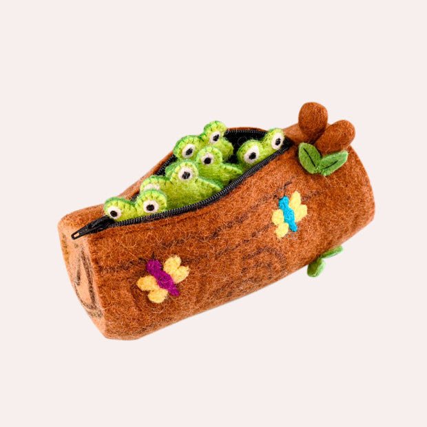 Five Little Speckled Frogs with Log Bag - Finger Puppet Set